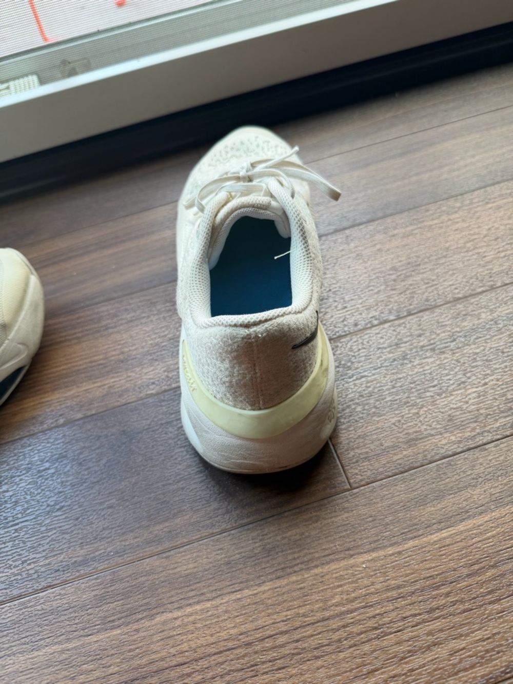 Nike Cream and Black athletic sneakers - Picture 4 of 8